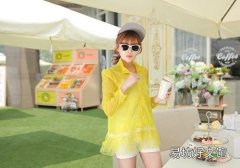 夏天防晒衣什么颜色好 怎样挑选防晒衣