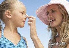 防晒霜怎么补涂 补涂防晒霜要注意什么