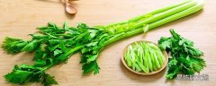 芹菜屬于發(fā)物嗎 芹菜什么人不能吃
