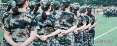 大學(xué)軍訓(xùn)可以做指甲嗎 大學(xué)軍訓(xùn)可以穿自己的鞋嗎
