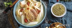 鴿子湯用什么材料燉 鴿子湯用老鴿還是乳鴿