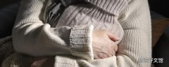 人在床上能开电热毯吗 哪些人不适合用电热毯