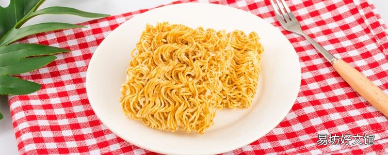 干吃方便面會胖嗎 泡面和干吃哪個熱量更高