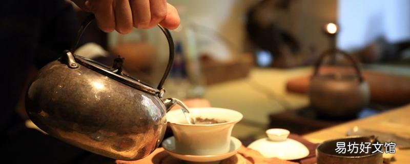 牛蒡根每次泡多少 牛蒡根茶泡出來是什么顏色的