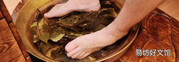 晚上先泡腳還是先洗澡