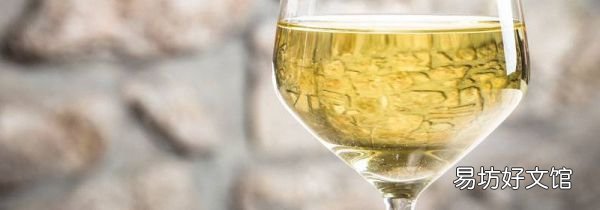 白葡萄酒和紅葡萄酒的區(qū)別哪個(gè)甜