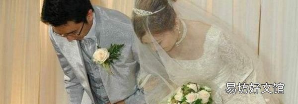 結(jié)婚鞠躬多少度是尊敬