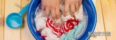 衣服粘上水晶泥怎么洗掉