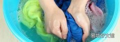 彩漂会使衣服褪色吗