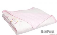 可以用洗衣机洗空调被吗