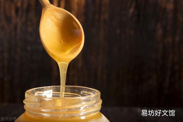 蜂蜜水對身體有益嗎 蜂蜜有哪些營養(yǎng)價值