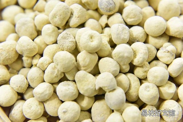 半夏根有什么藥用價(jià)值 半夏這個(gè)名字有什么來(lái)歷