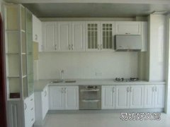 橱柜跟衣柜定制还是自己做 做定制橱柜都要注意什么