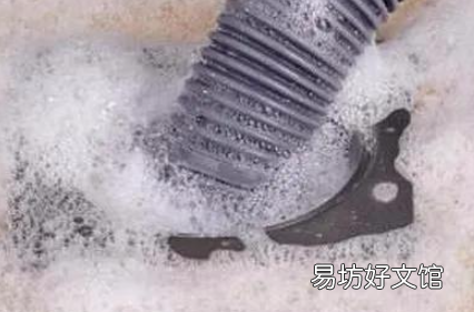 洗衣機(jī)下水往上冒水是怎么回事 洗衣機(jī)排水往出溢怎么處理